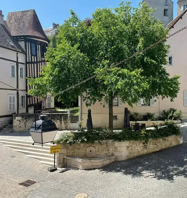 Pub en centre-ville à Chartres